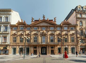 Crestyl získal tři prestižní ocenění na mezinárodních CEEQA Awards 2025