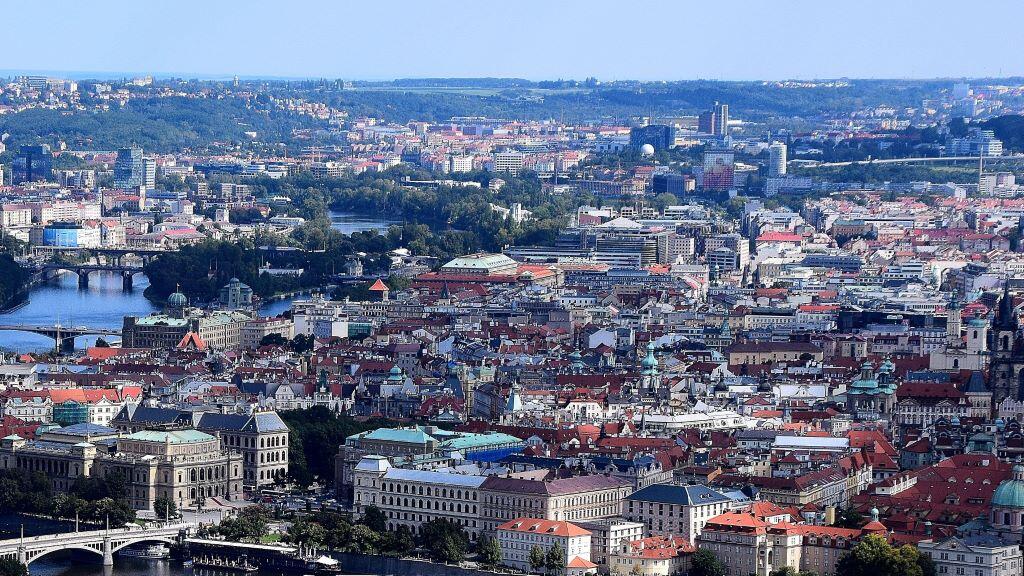 ​​Kancelářské budovy v Praze stárnou, trh je v očekávání strategických rekonstrukcí​