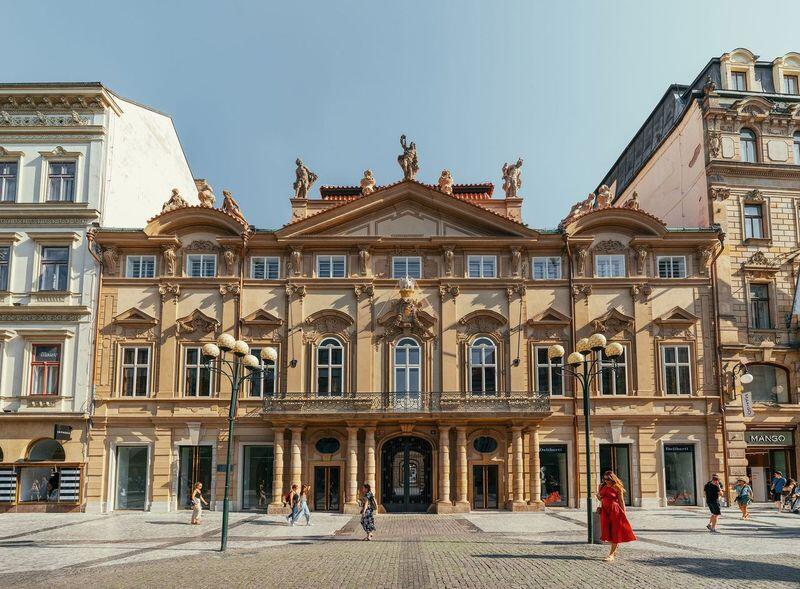 Crestyl získal tři prestižní ocenění na mezinárodních CEEQA Awards 2025
