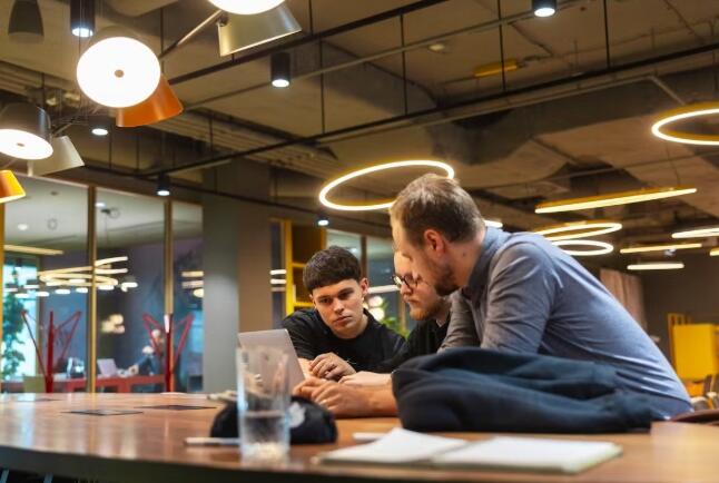 Odemkněte růst: Průzkum kancelářských příležitostí v Brně a Ostravě