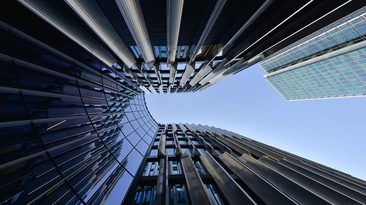 Český trh komerčních nemovitostí zažívá boom: Skvělé příležitosti pro kancelářské a skladové prostory