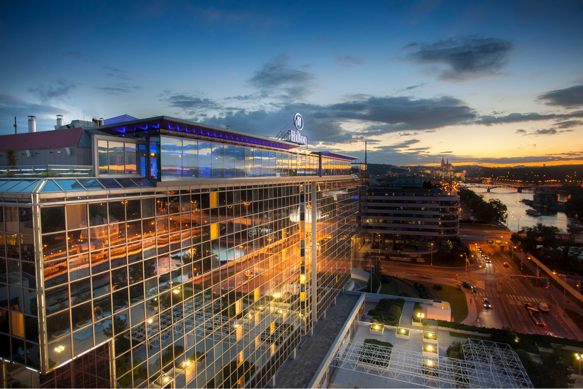 Průvodce robustním českým trhem s komerčními nemovitostmi: Příležitosti pro firmy v roce 2026