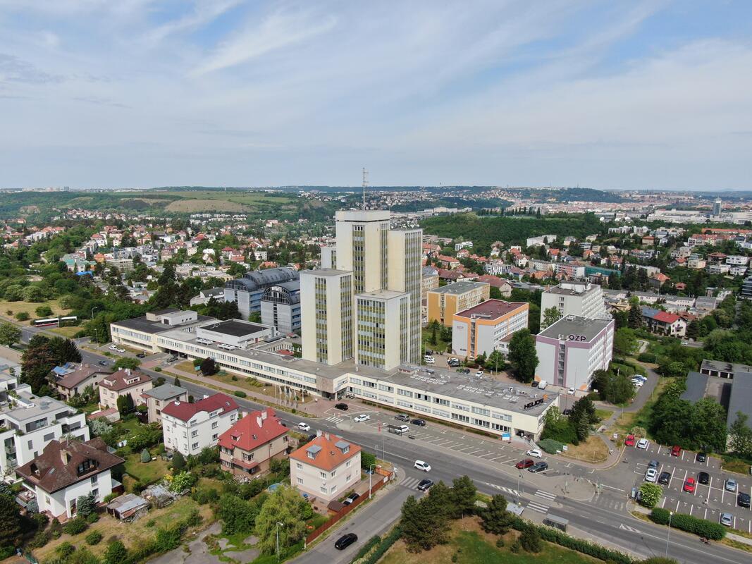 YIT a ONE FAMILY OFFICE koupily pozemky společnosti DH Towers v Praze 4