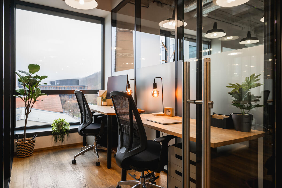 Od coworkingu k servi,sovaným  kancelářím. City Point ukazuje novou éru WorkLounge