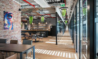 WorkLounge Dejvice – kanceláře pro větší týmy i jednotlivce na Praze 6