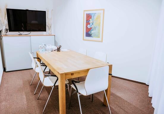 Moderní kancelář v komplexu DOCK, Palmovka