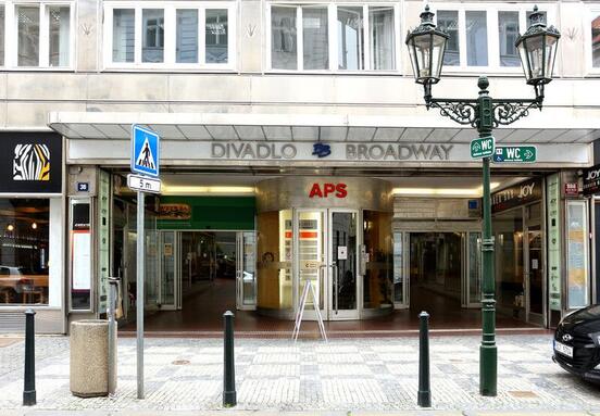 Významný prodej pražské kancelářské budovy zdůrazňuje robustní trh komerčních nemovitostí