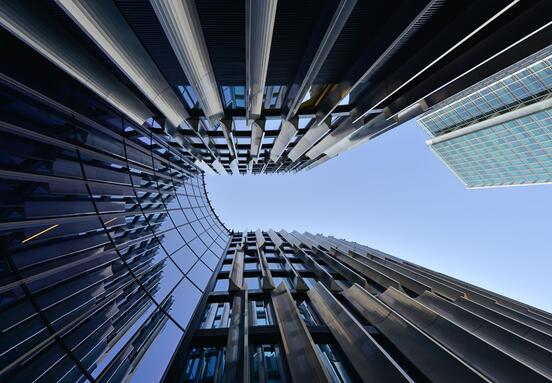 Český trh komerčních nemovitostí zažívá boom: Skvělé příležitosti pro kancelářské a skladové prostory