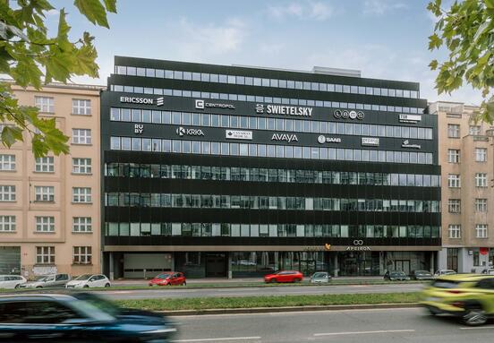 Kancelář k pronájmu 2 347 m² - Praha | APEIRON