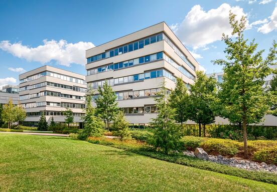 Kancelář k pronájmu 433 m² - Praha | Brumlovka Villas