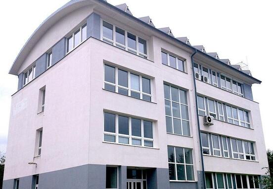 Kancelář k pronájmu 907 m² - Jihlava