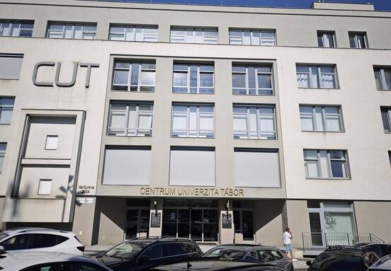 Kancelář k pronájmu 450 m² - Tábor