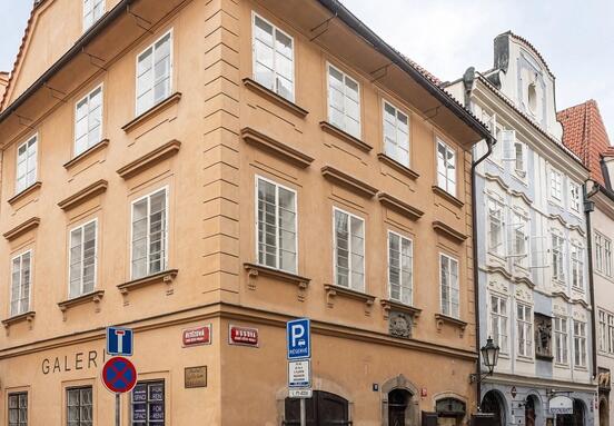 Kancelář k pronájmu 156 m² - Praha | Husova 13 Dům u tří divokých kachen