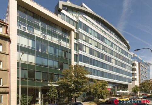Kanceláře k pronájmu v Kancelář k pronájmu 1 537 m² - Praha | myhive Pankrác House