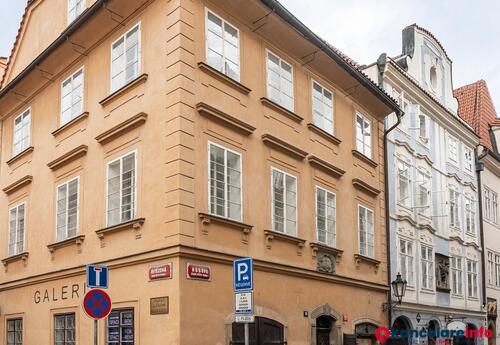 Kanceláře k pronájmu v Kancelář k pronájmu 156 m² - Praha | Husova 13 Dům u tří divokých kachen