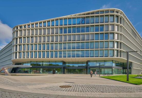 Kancelář k pronájmu 1 660 m² - Praha | Roztyly Plaza